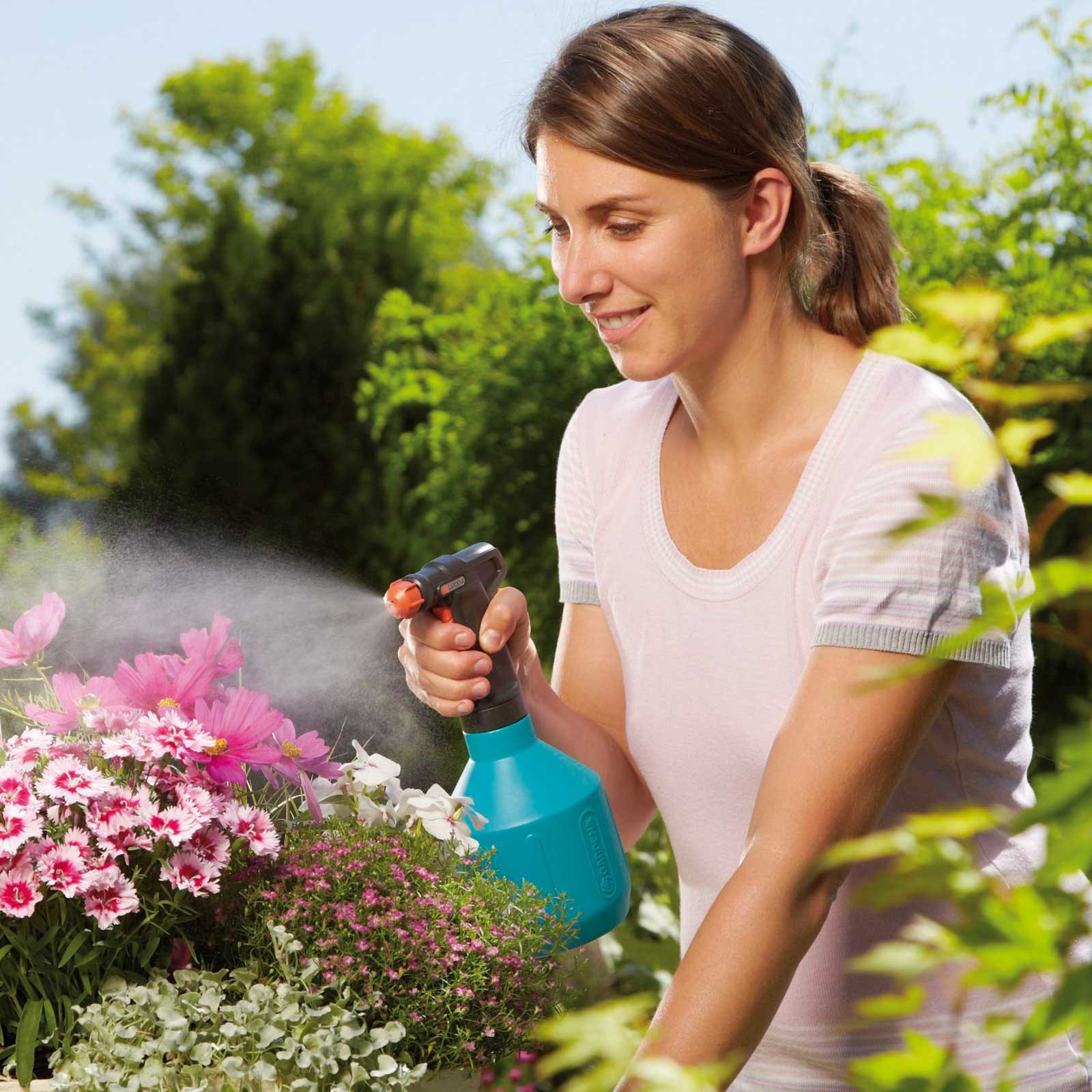 [Hàng Đức] Bình xịt tưới 1 lít (Gardena 0805)