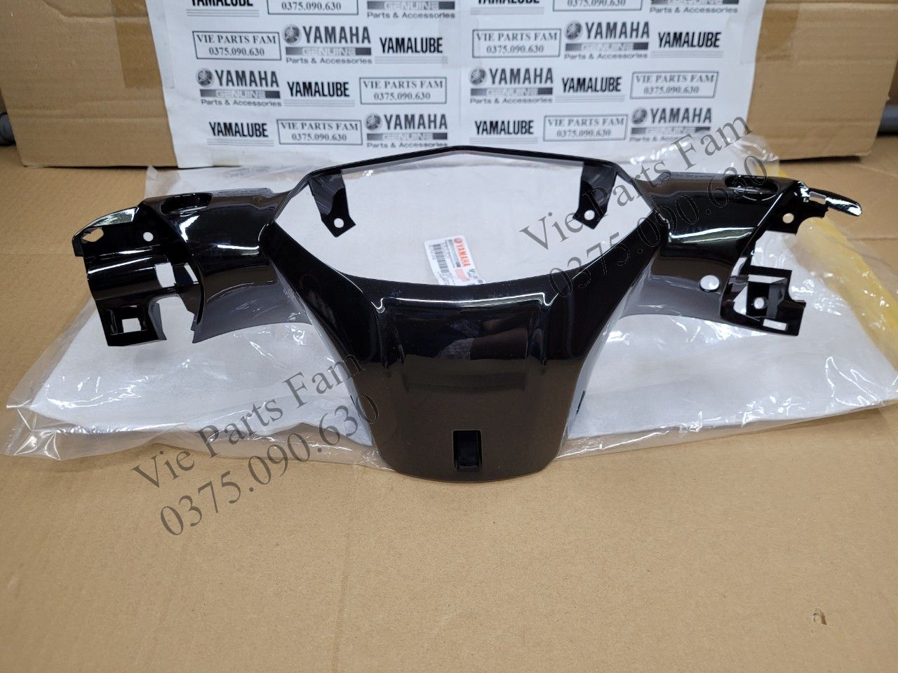 Bợ cổ/ ốp đầu sau xe nouvo lx 135, nouvo 4, nouvo 5, nouvo 6 nhiều màu, hàng din yamaha mới 100%