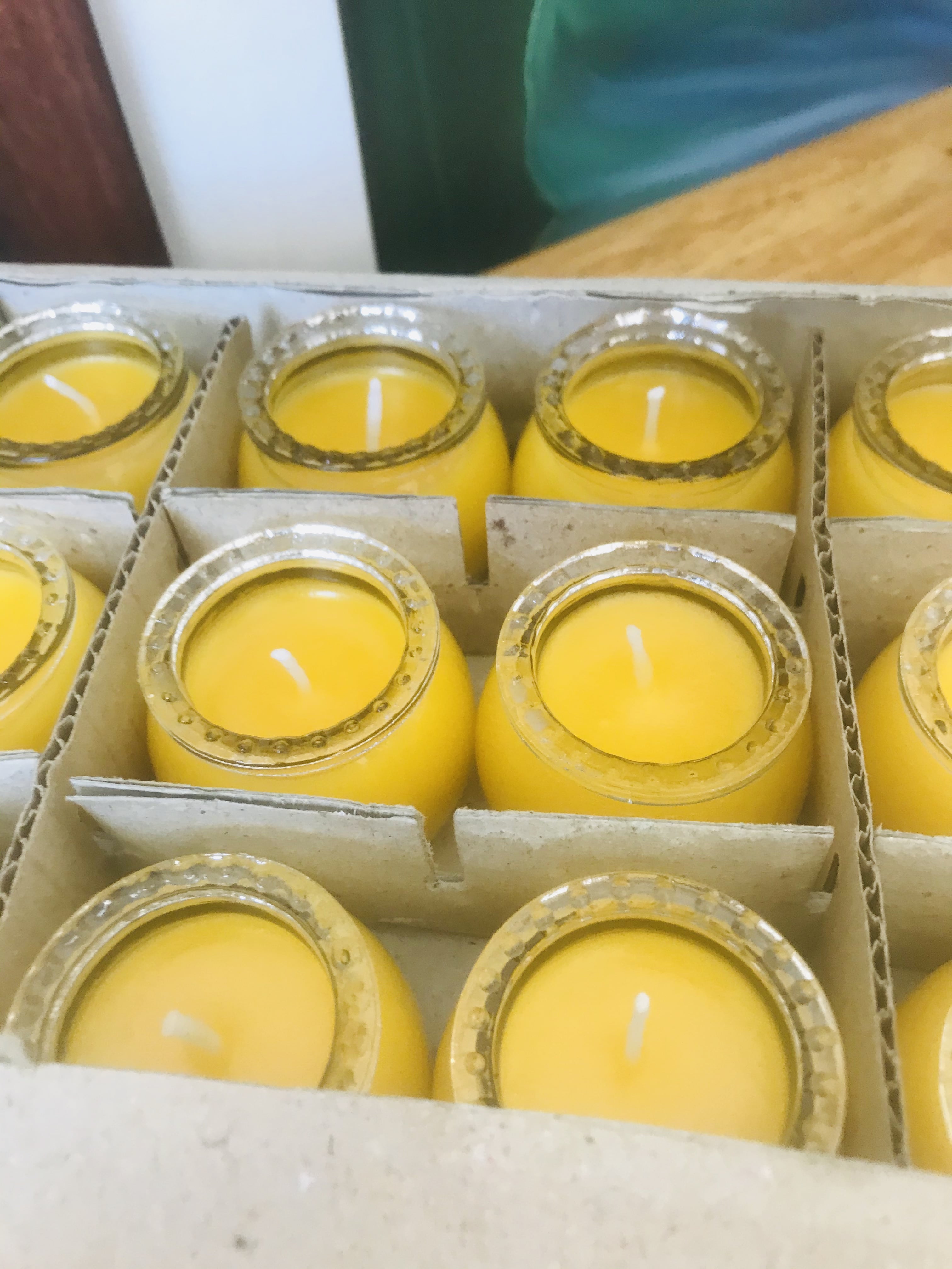 Đèn bơ cúng Phật JVALA - hũ tài bảo