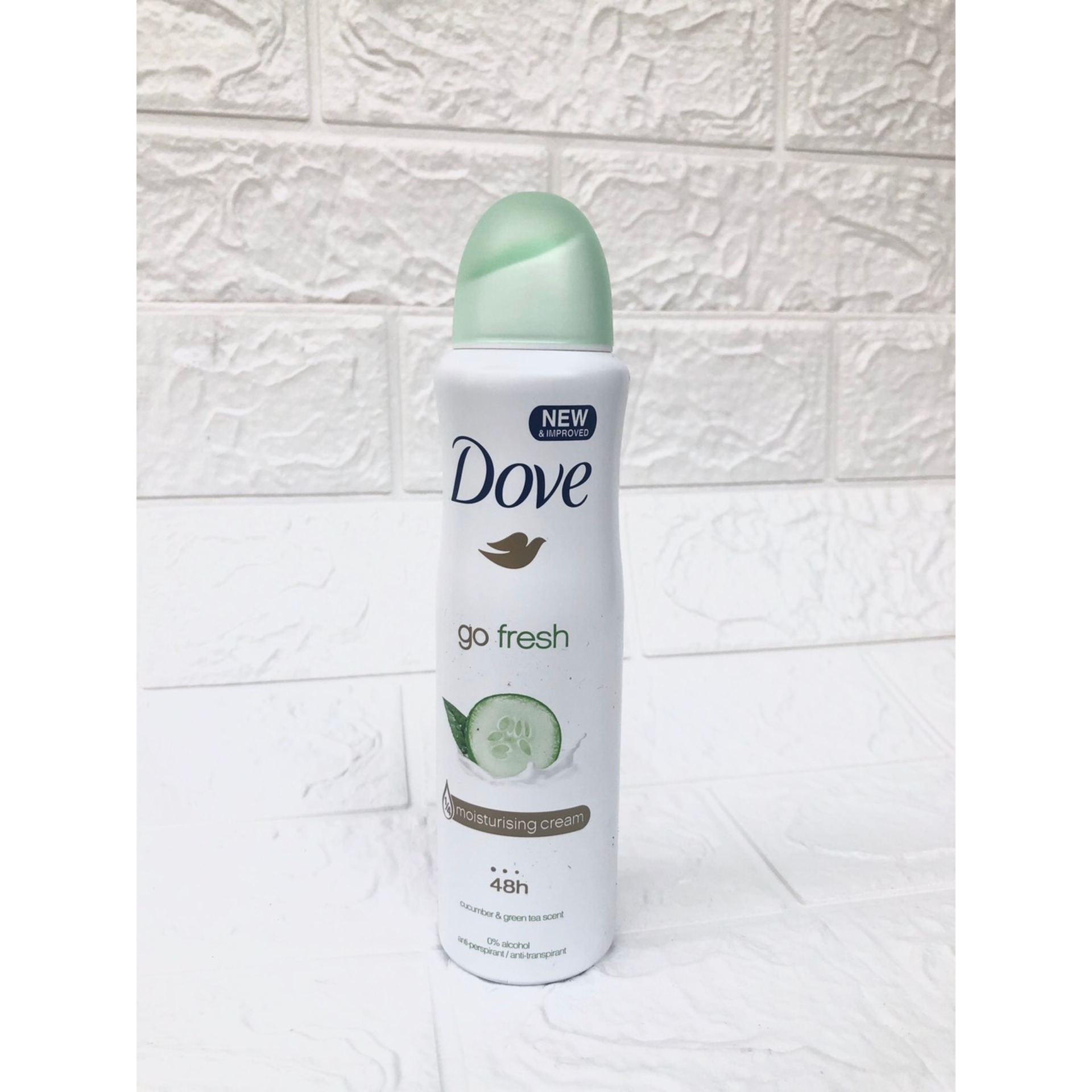 Xịt Khử Mùi Dove Dưa Leo 48h  150ml
