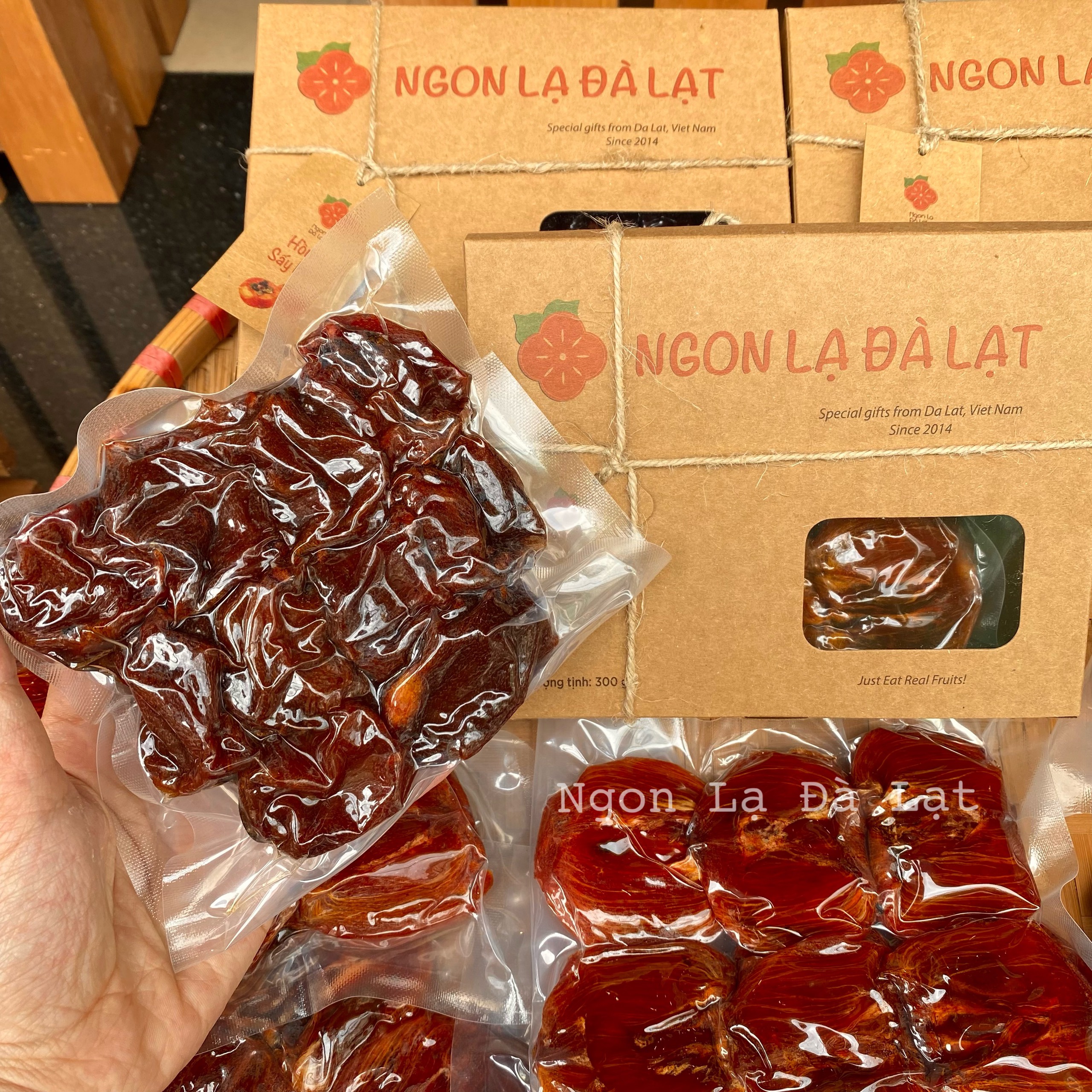 Hồng sấy một lửa Lễ Vân,  Đặc Sản Ngon Lạ Đà Lạt