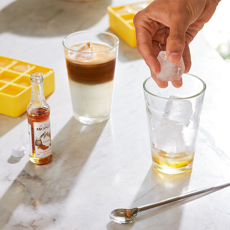 HCM _ Nespresso ICE CUBE TRAYS KIT