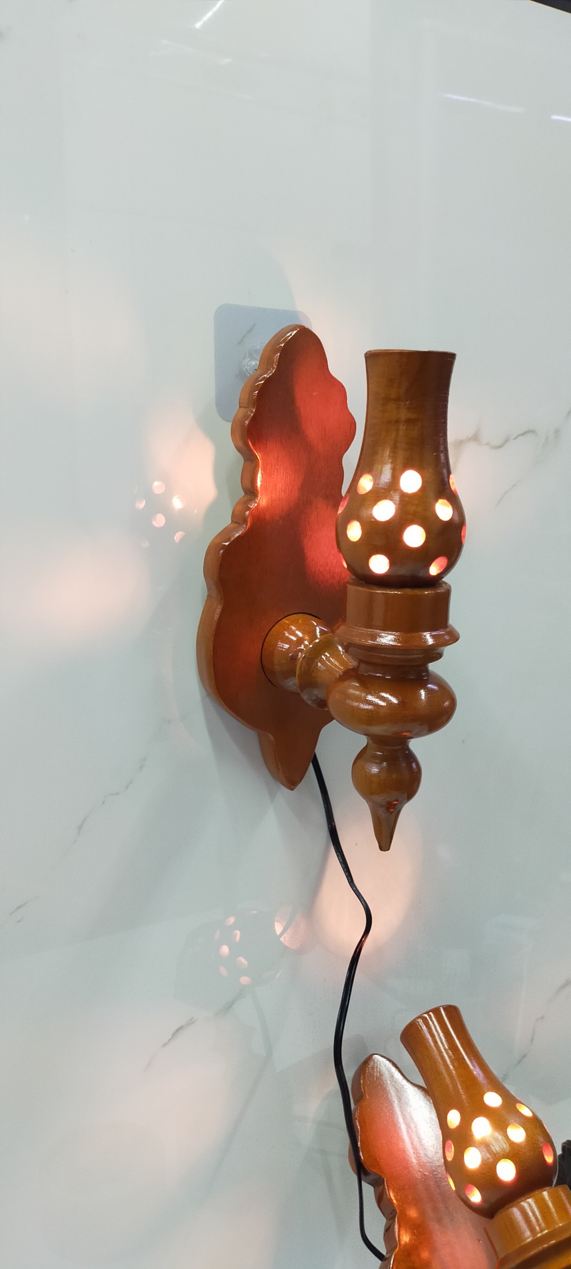 Đèn gỗ tràm ốp tường 22cm ( kèm bóng đèn)