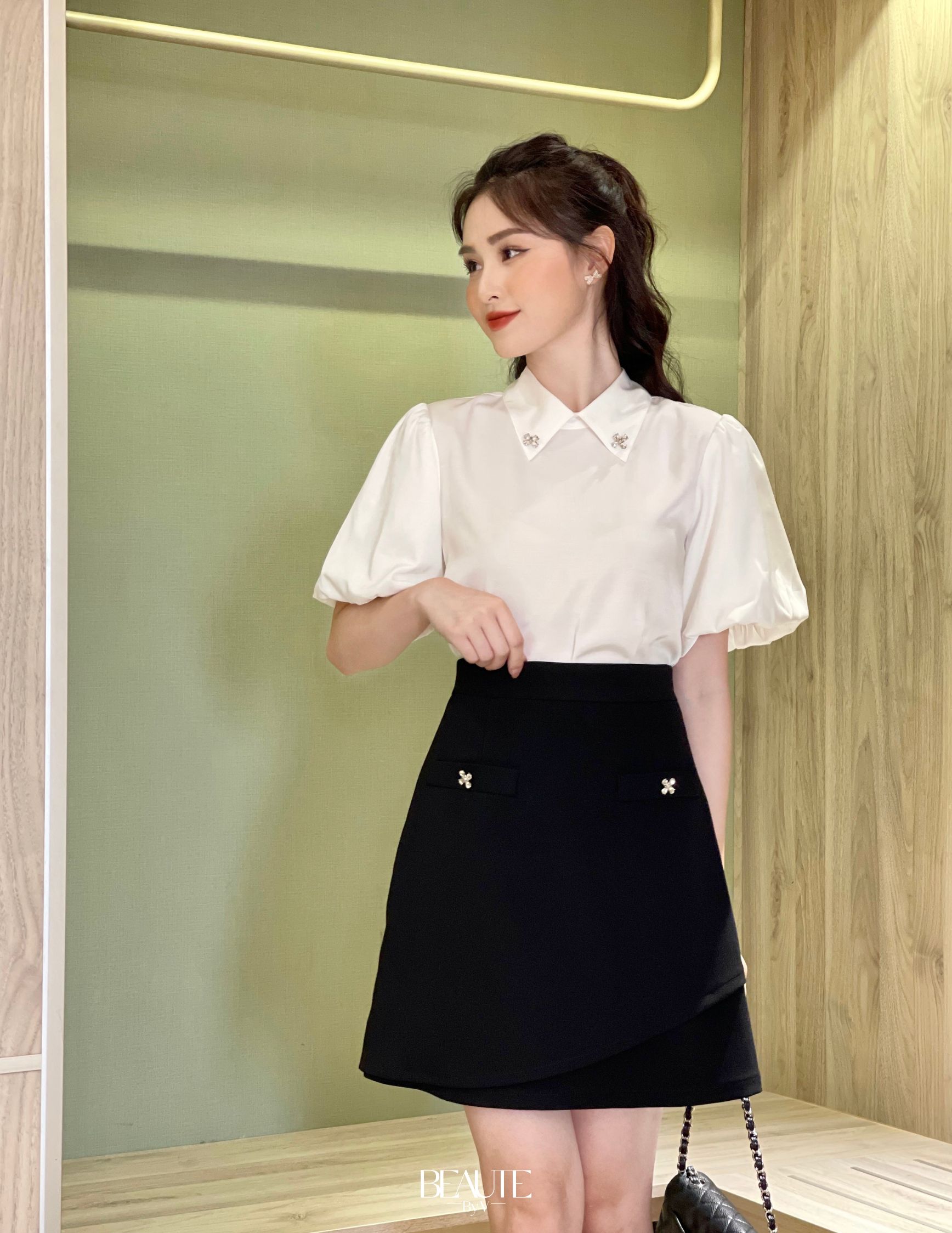 BEAUTEBYV - Áo sơmi nữ đính đá tay bồng Gem