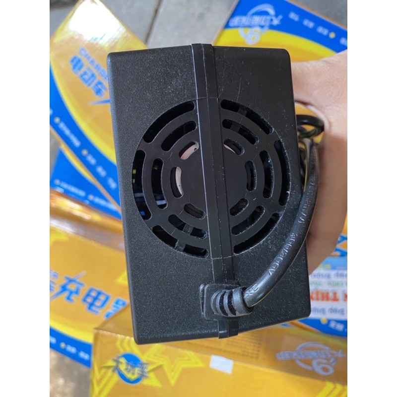 Sạc 7 bình 84v-20ah Có quạt