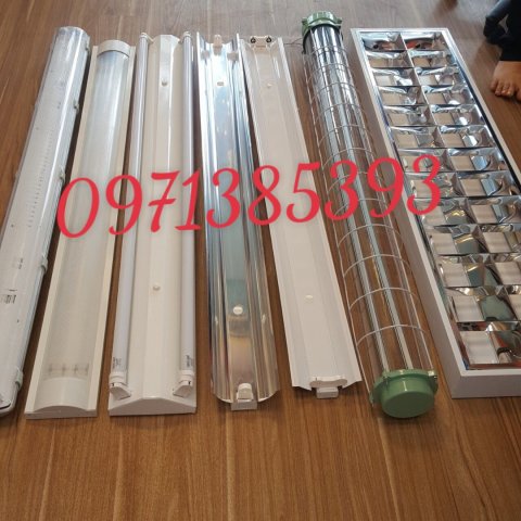 THÙNG 08 BỘ Máng chống thấm đôi 2 bóng 1,2m - Máng đèn led