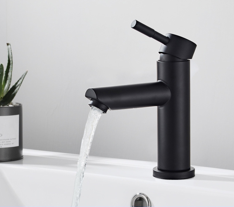 Vòi lavabo nóng lạnh Aqua Black tròn