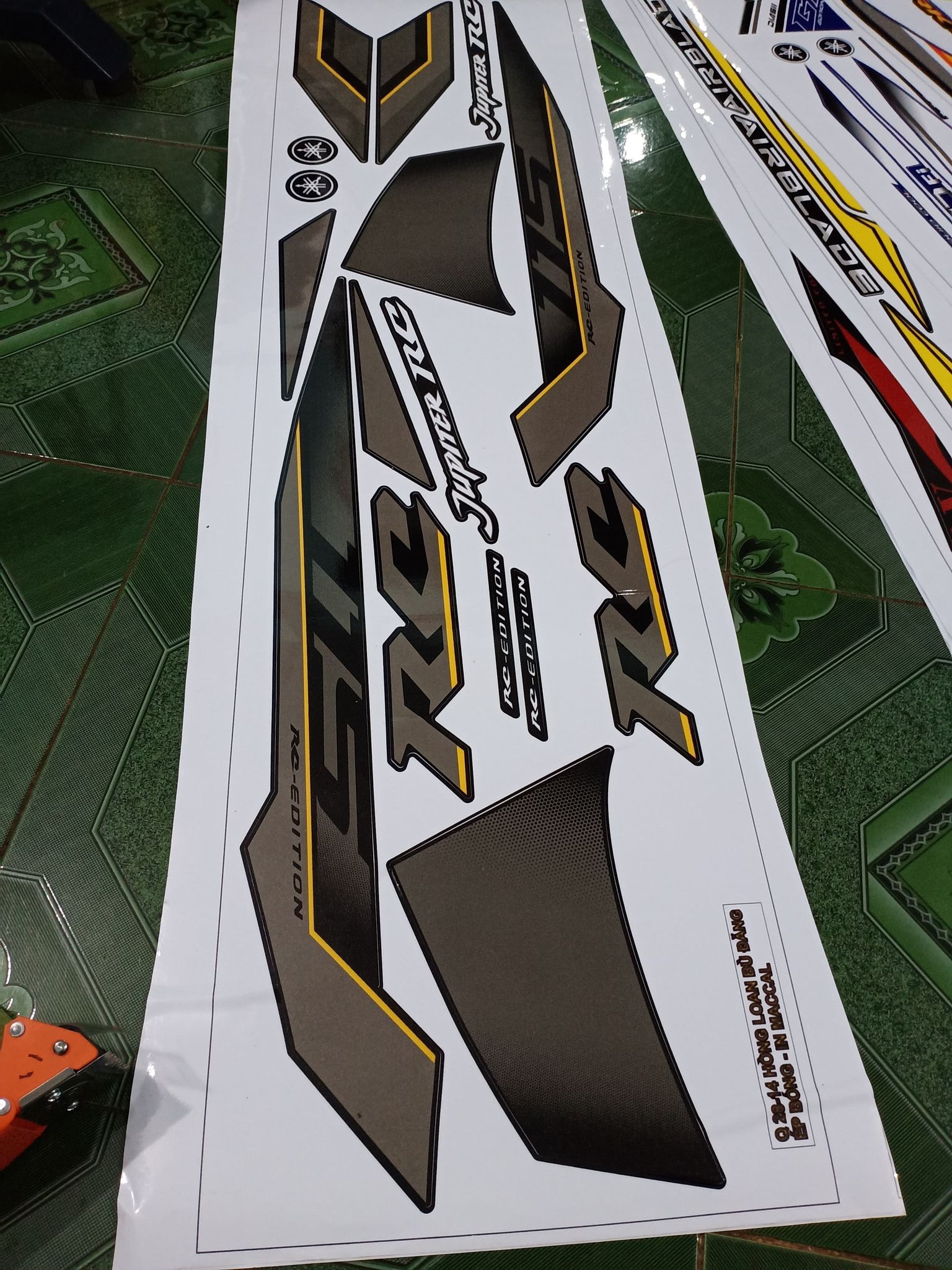 Tem rời jupiter Rc fi xám chỉ vàng