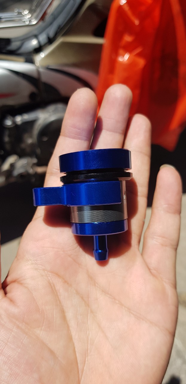 Bình dầu AEM MINI - thiết kế vô cùng ấn tượng và gọn gàng