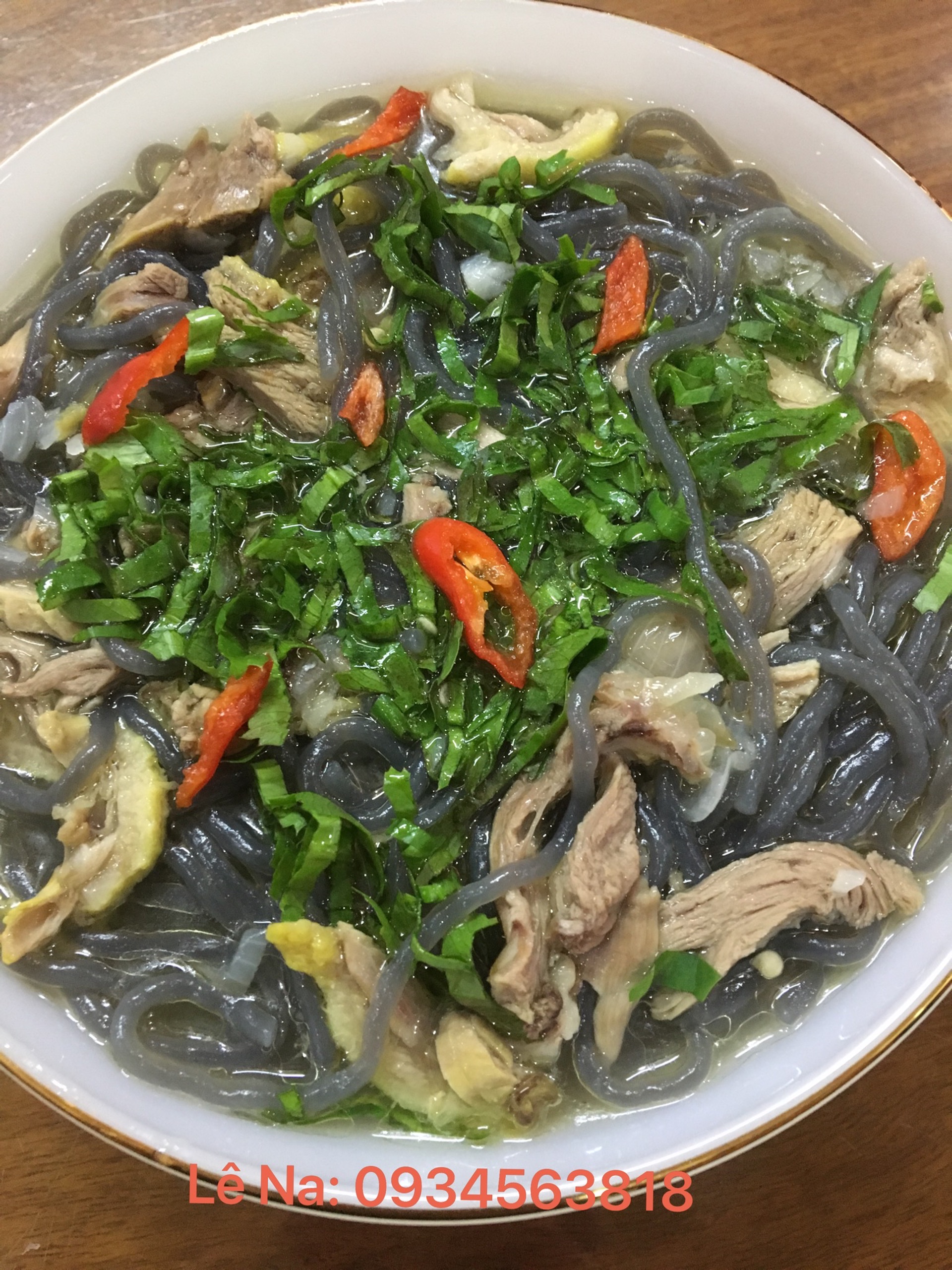 Miến dong đen của Lào