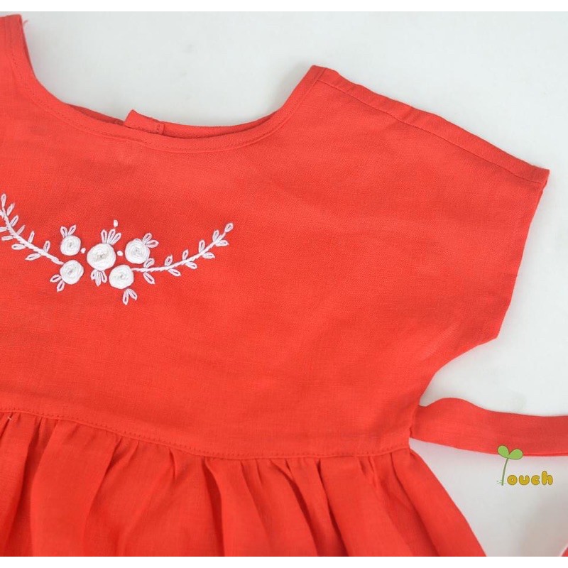 Đầm Linen Đỏ Thêu Tay Touch