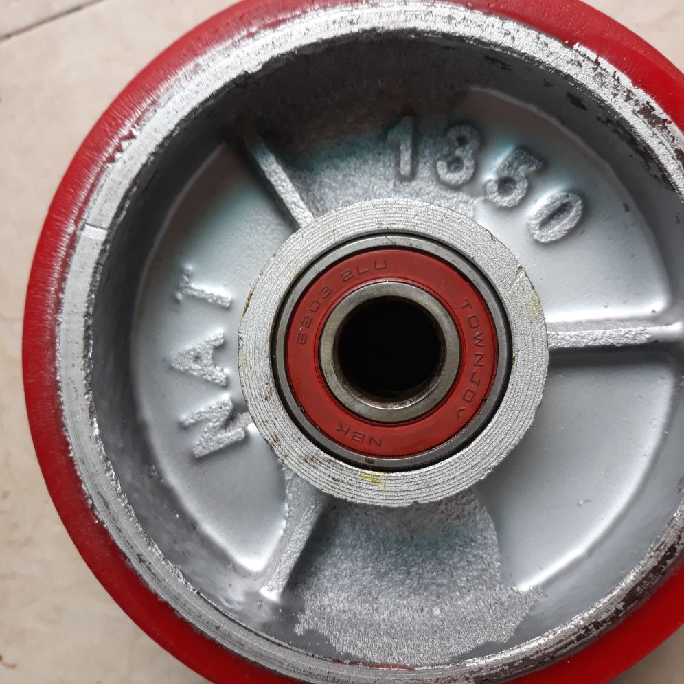 [HCM]Bộ 4 Bánh xe đẩy 1350 pu gang