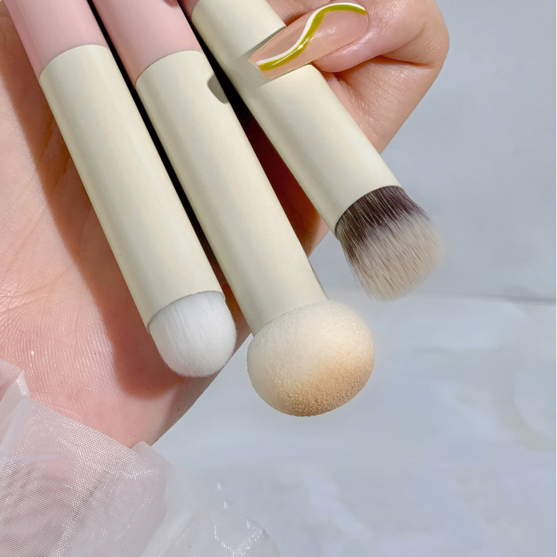Derf Cọ che khuyết điểm Concealer Brush 10g