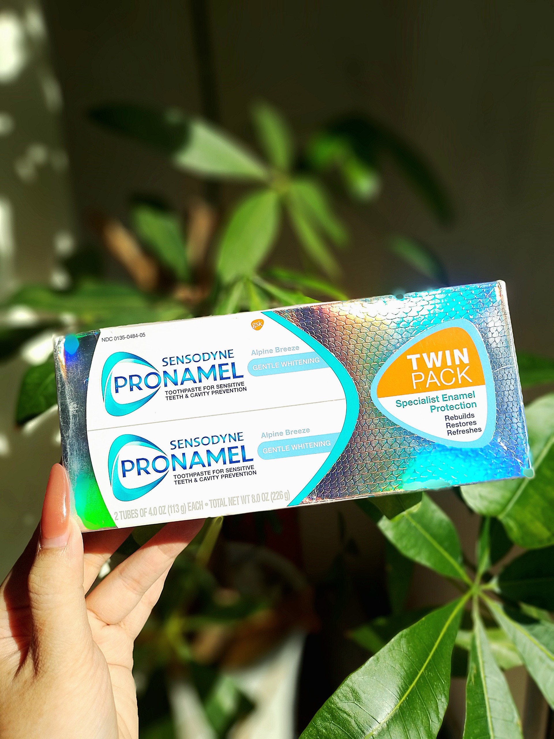 Date 7/24 kem đánh răng sensodyne pronamel whitening 113g* 2 tuýp