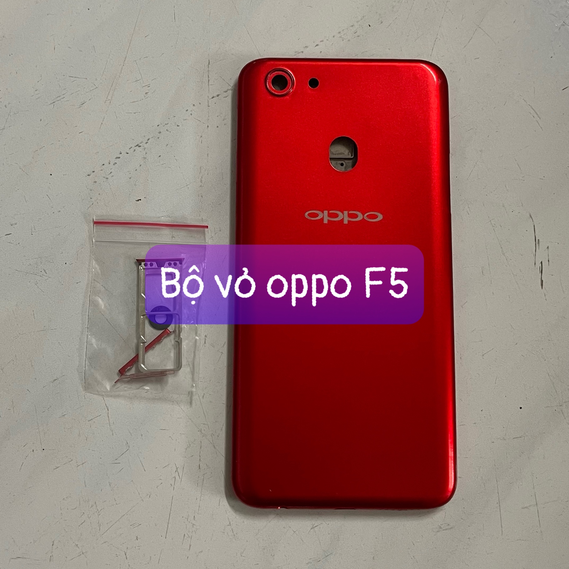 lưng vỏ zin oppo F5 (có kèm khay sim)