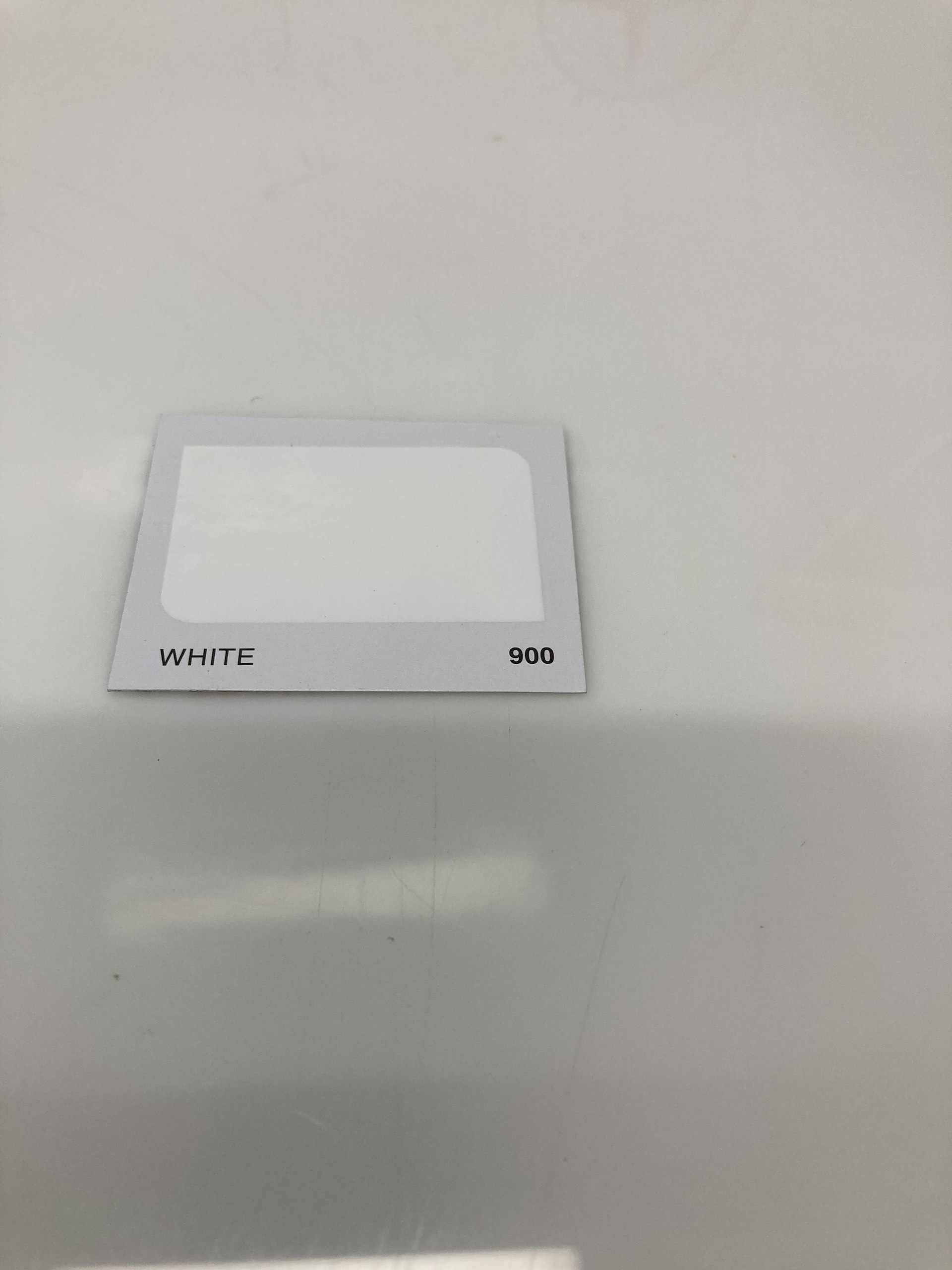 Sơn thơm công nghiệp Toa màu trắng 900 875ML