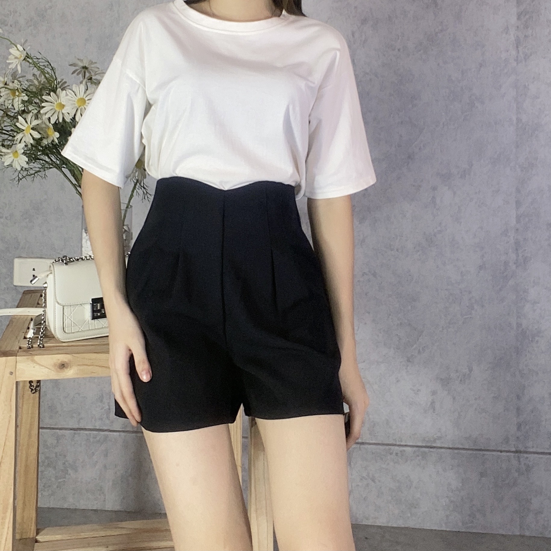Quần Short 2 ly cạp cao cạp liền khóa sau