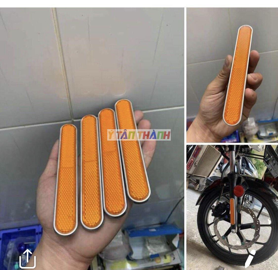 mắt mèo phản phang dán phuộc trước