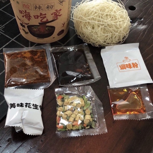 1 hộp miến trùng khánh