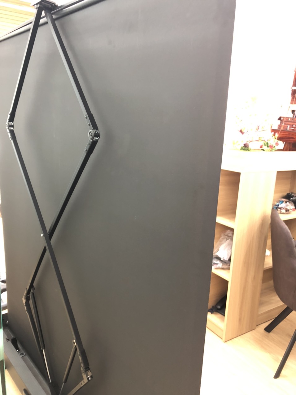 MÀN CHIẾU ĐỂ SÀN 72 INCH- DALITE