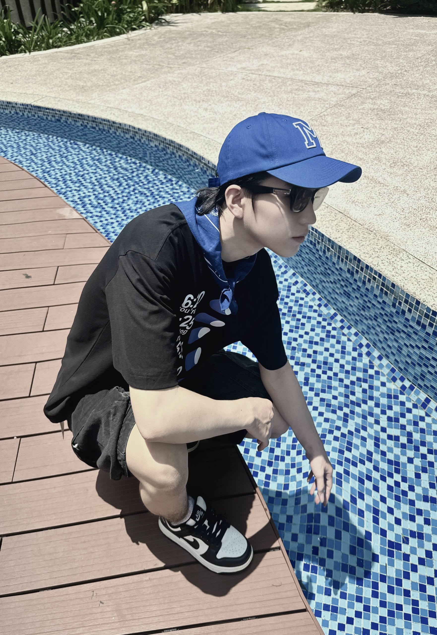 Áo thun Unisex Nam Nữ ALARM TEE - Cotton