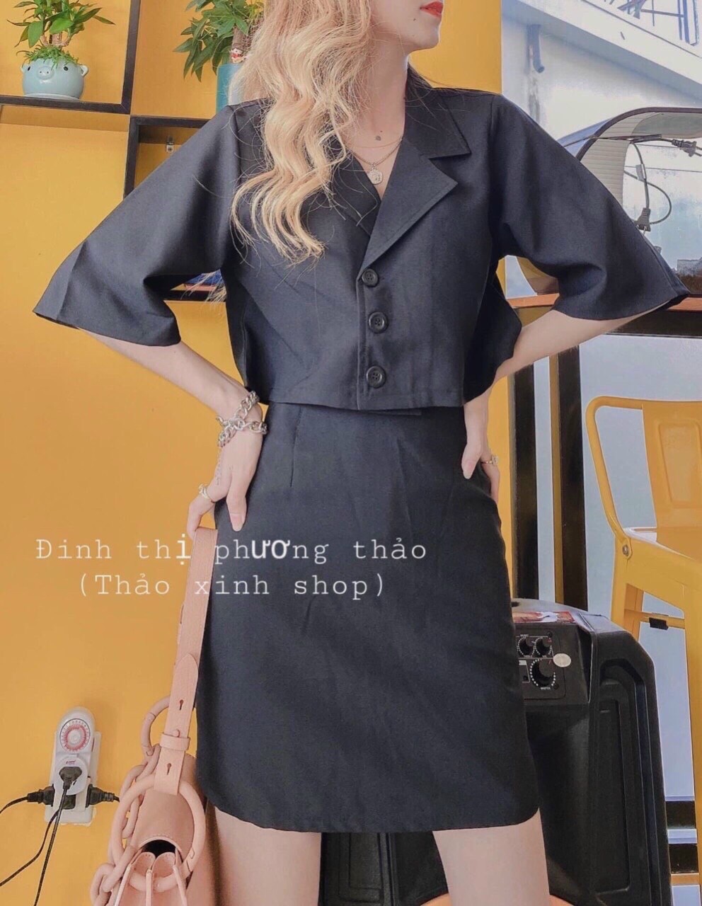 [HCM]SET VEST CROPTOP KÈM CHÂN VÁY PHỐI NÚT THỜI TRANG ĐẬM CHẤT VINTAGE CHO PHÁI NỮ 11QCS