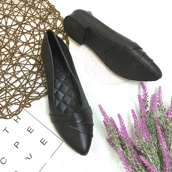 Giày nhựa búp bê nữ mũi nhọn