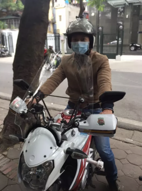 Kính chắn gió xe máy Suzuki 150