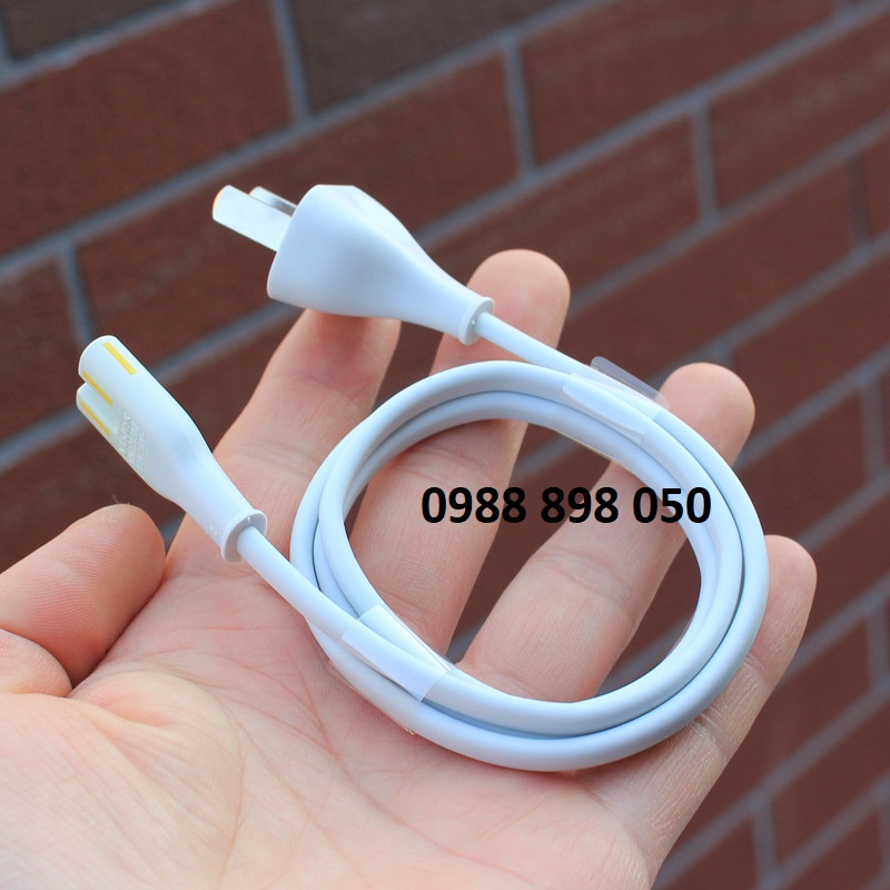 Dây nguồn màu trắng 2 lỗ số 8 ngắn 0.8m chính hãng volex