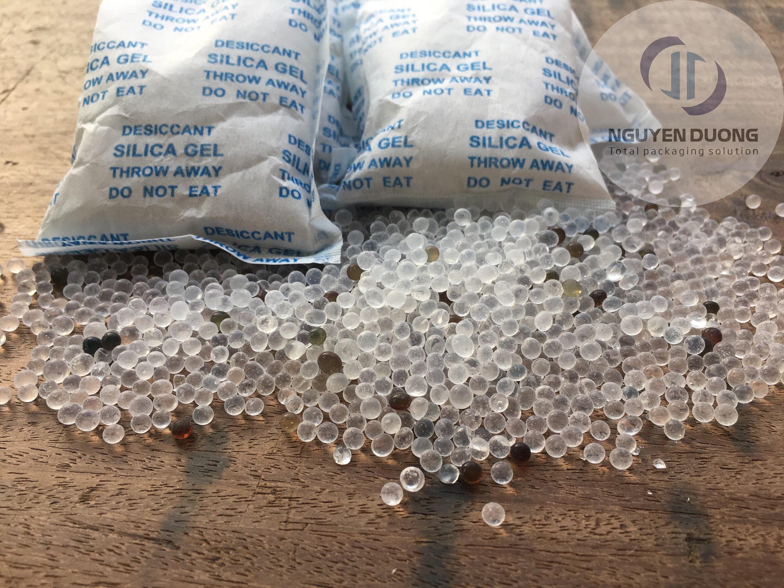 (Bán sỉ) 1kg  Gói hút ẩm/Hạt chống ẩm size 1gr và 5gr