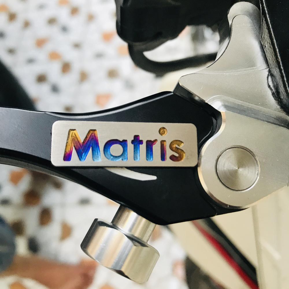 Tem dán xe máy, tem titan dán xe máy chữ matris mini siêu dễ thương