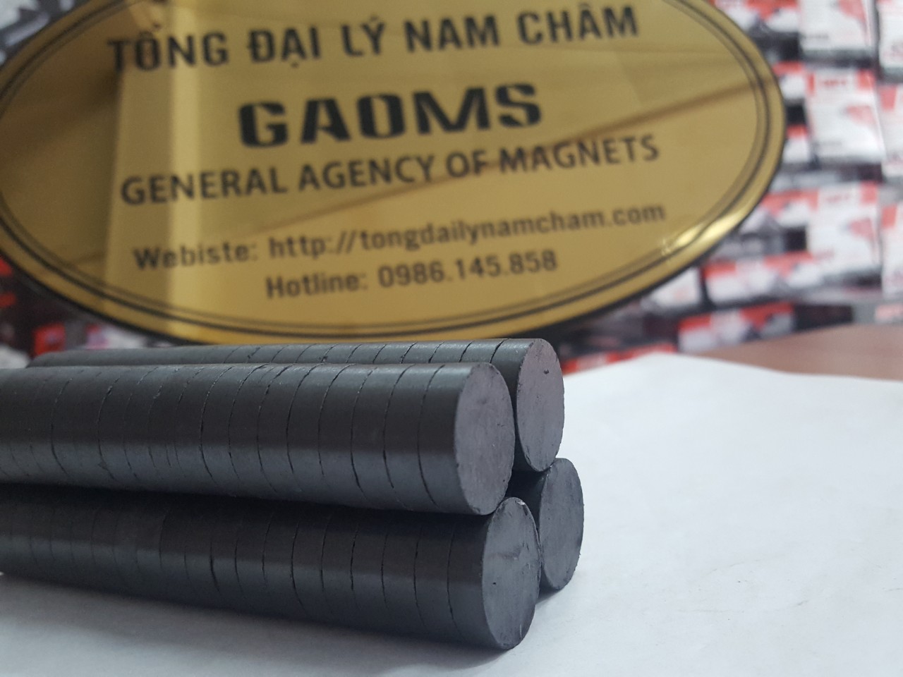 30 viên nam châm đen 20x5mm