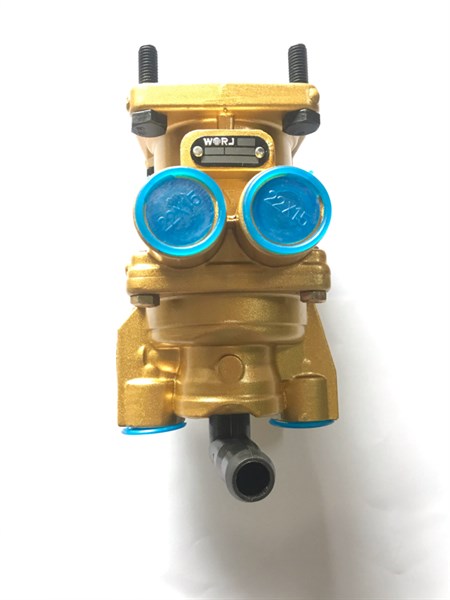 Tổng Phanh 4 lỗ HOWO WORL XANH