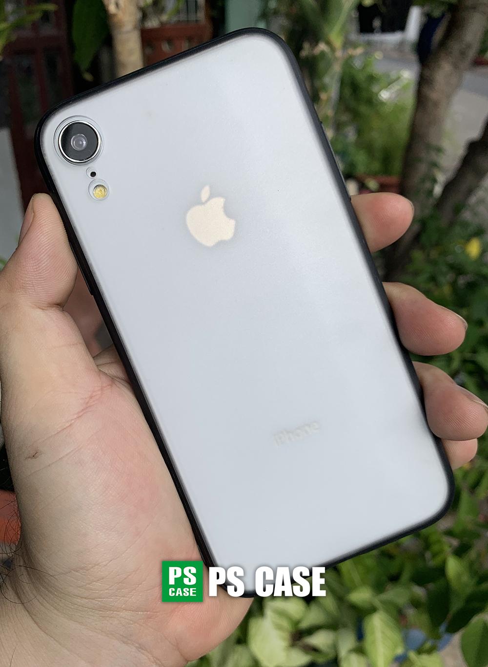 Ốp lưng iPhone XR viền dẻo đen cao cấp - PS Case phân phối