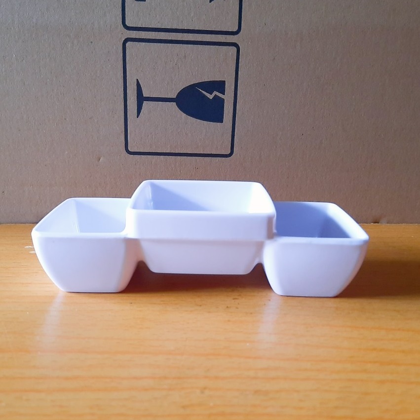 [HCM]Chén Nước Chấm 3 Ngăn Nhựa Melamine Cao Cấp ( C107)