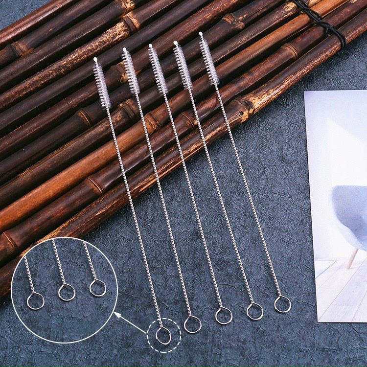 Dụng cụ cọ rửa ống hút cho bé
