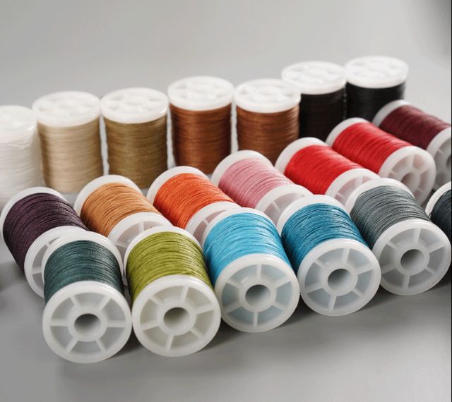 [HÀNG CÓ SẴN]1 cuộn chỉ sáp tròn polyester cỡ 0.4mm/ 0.5mm