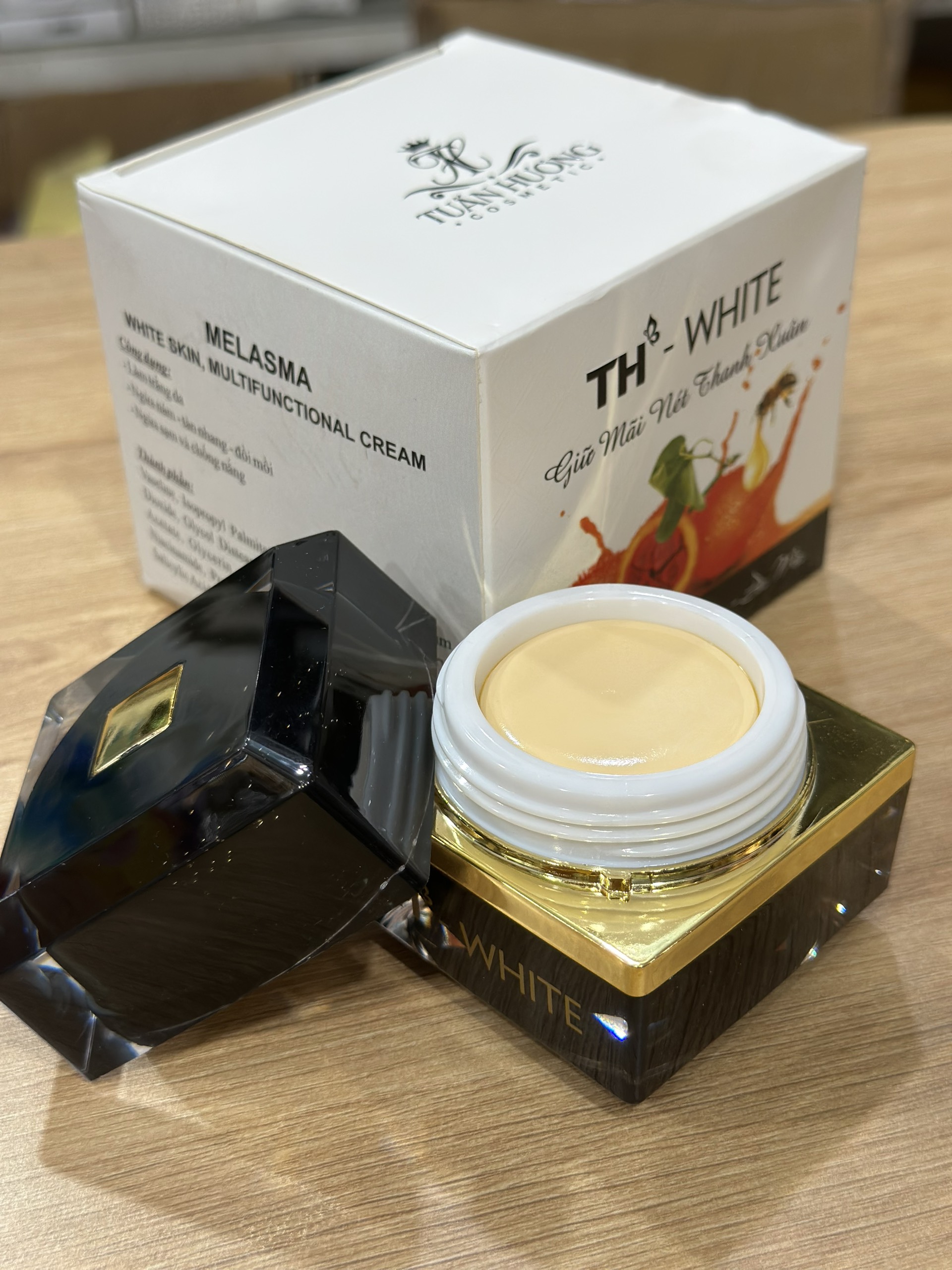 Kem nám - trắng da - ngừa lão hoá th white 30g