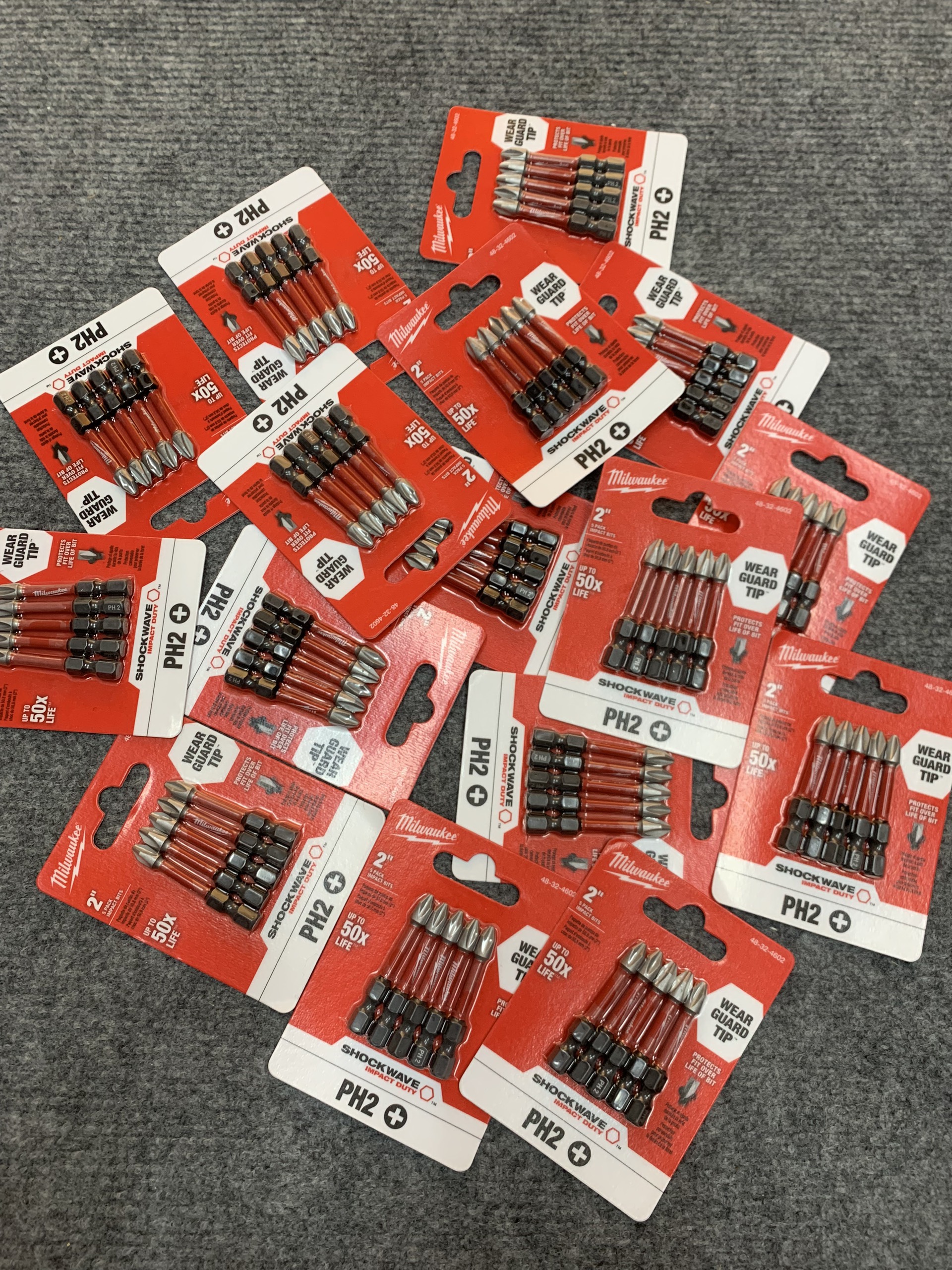 Mũi bắn vít PH2 dài 5cm Milwaukee ( loại 1 đầu ,chuẩn ngắn)