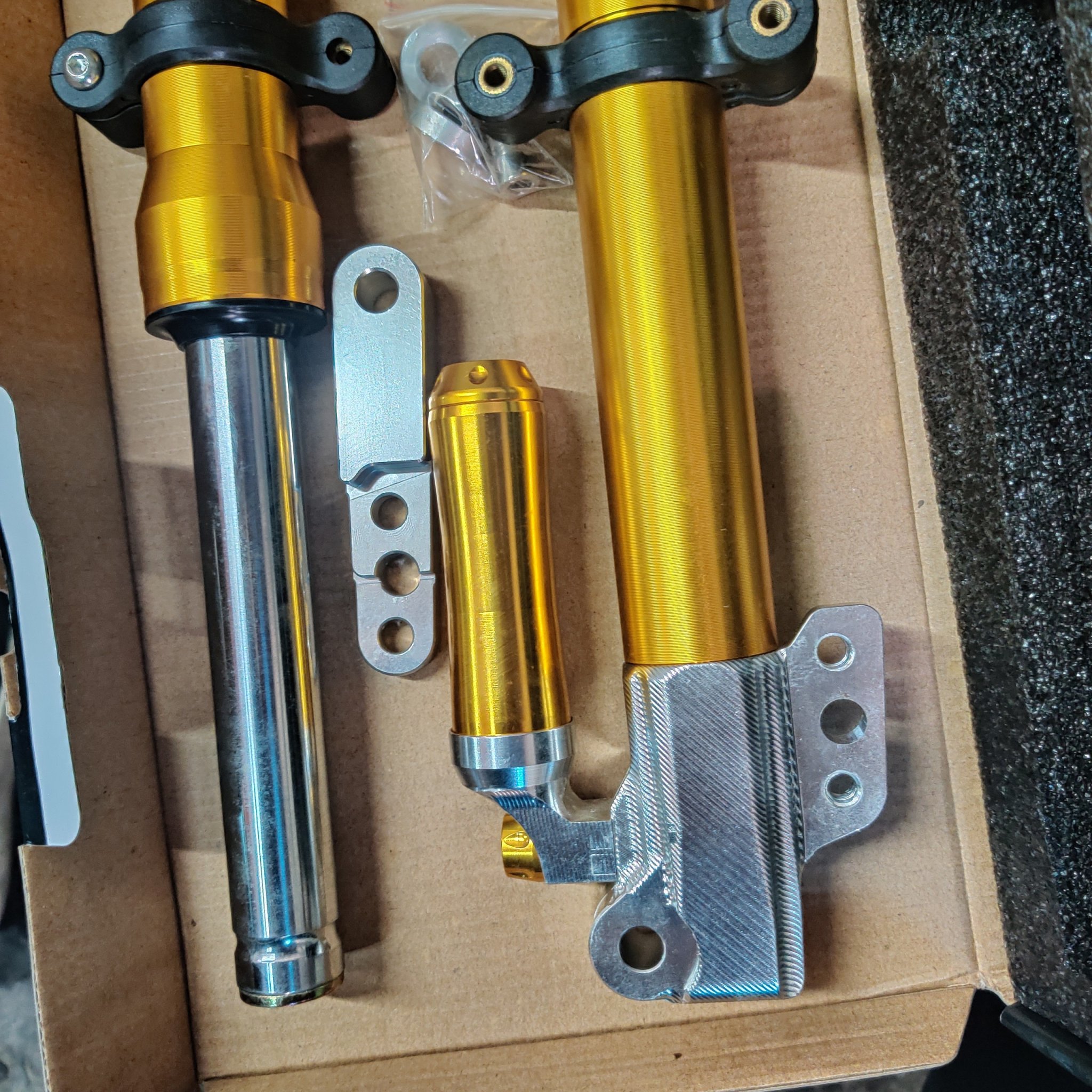 [HCM]phuộc Ohlins trước kiểu gắn ex135 ex150 winner