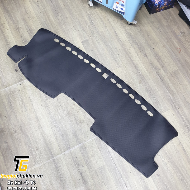 Thảm da Taplo Ford Everest 2023 vân Carbon cao cấp