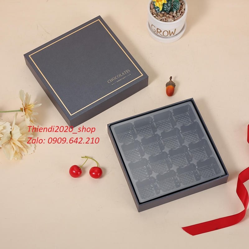 DEC21-1-Hộp đựng Socola ( Khay vuông 16 viên-25 viên)