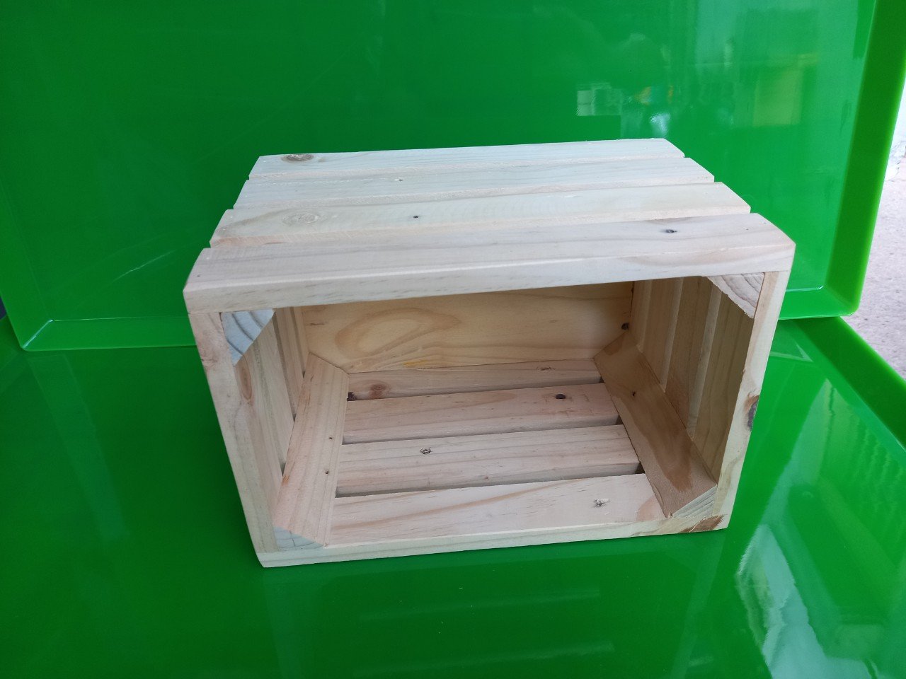 Hộp gỗ Pallet thông 30 x 20 x 20CM