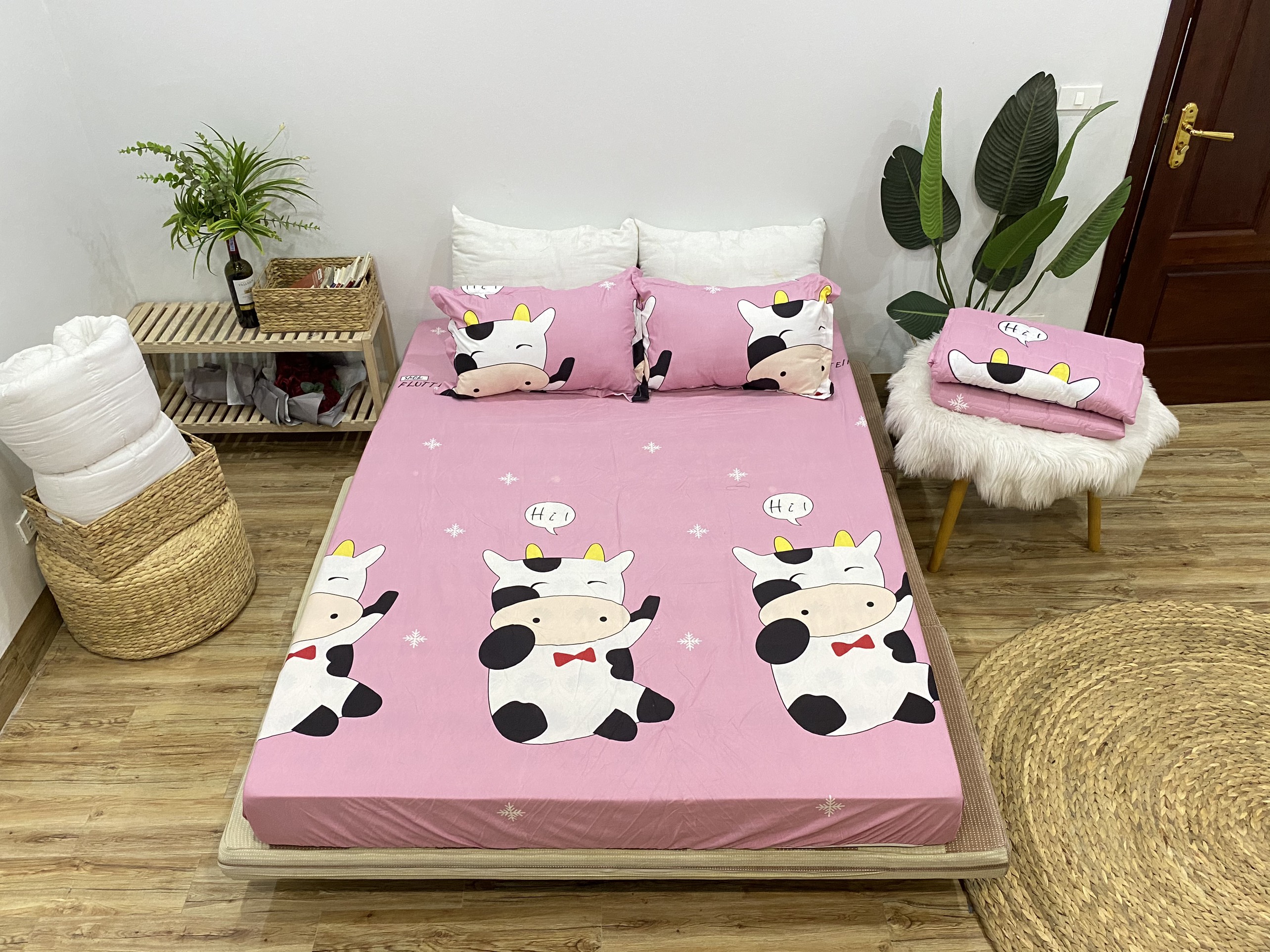 Set Ga Gối Mẫu Bò Sữa Hồng CHM29