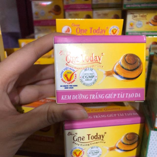 KEM DƯỠNG TRẮNG DA MỜ CÁC DẦU HIỆU LÃO HÓA (TÁI TẠO DA ) ONE TODAY 9G