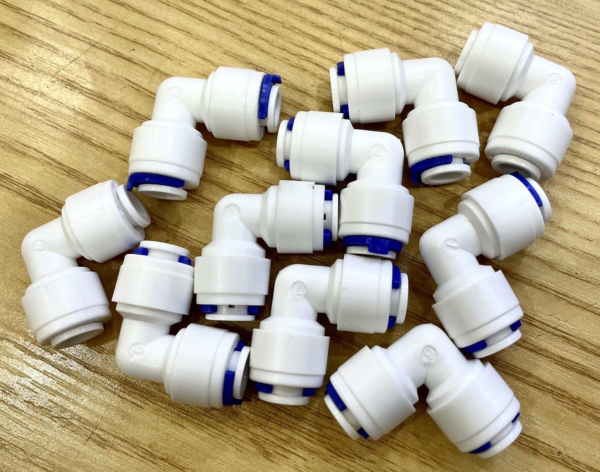 Co nối nhanh 2 đầu dây 6 và dây 10 chất lượng cao dùng cho máy lọc nước