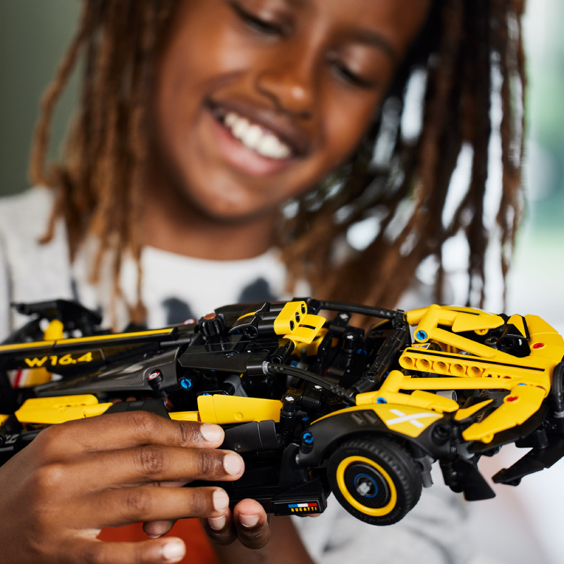 Đồ Chơi LEGO Technic Siêu Xe Bugatti Bolide 42151 (905 chi tiết)