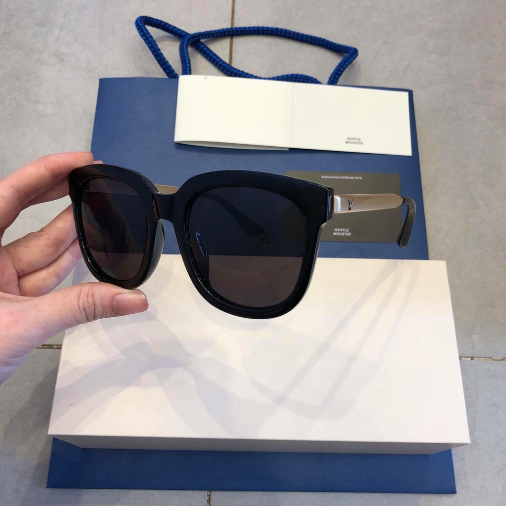 - Kính Mát Thời Trang Nam Nữ 6035