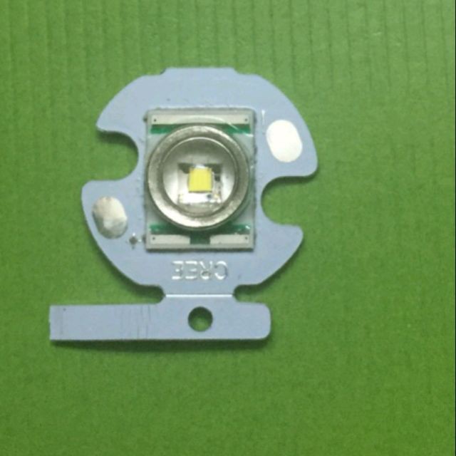 Nhân led Q5 3,2-3,7V giá tốt