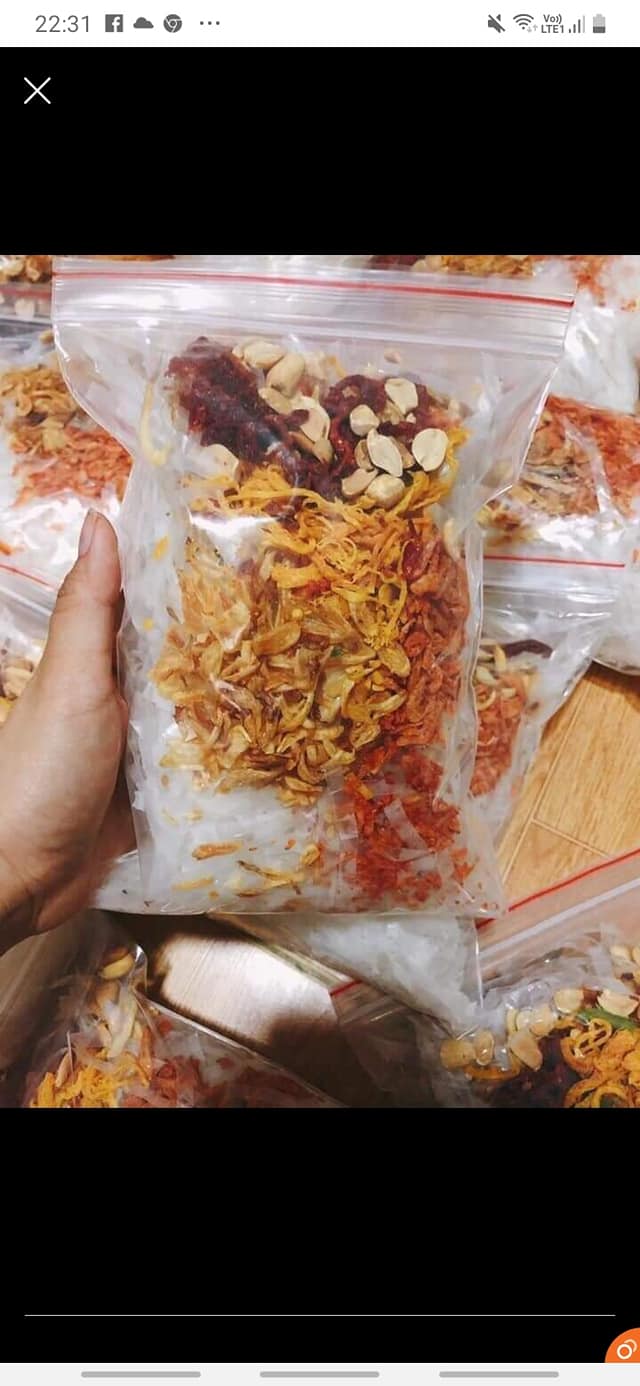 7 bịch bánh tráng trộn thập cẩm
